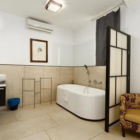 Parliamentpenthouse With Rooftop Terrace 아파트