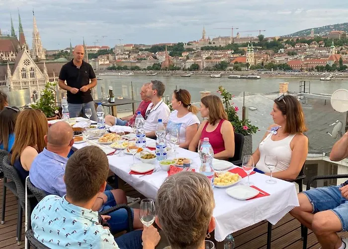 Apartment Parliamentpenthouse With Rooftop Terrace