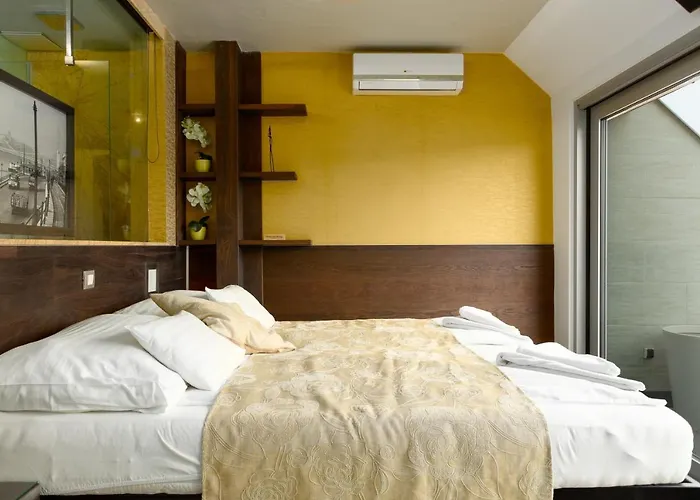 Parliamentpenthouse With Rooftop Terrace *