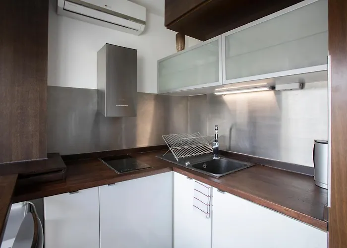 Parliamentpenthouse With Rooftop Terrace Apartment *