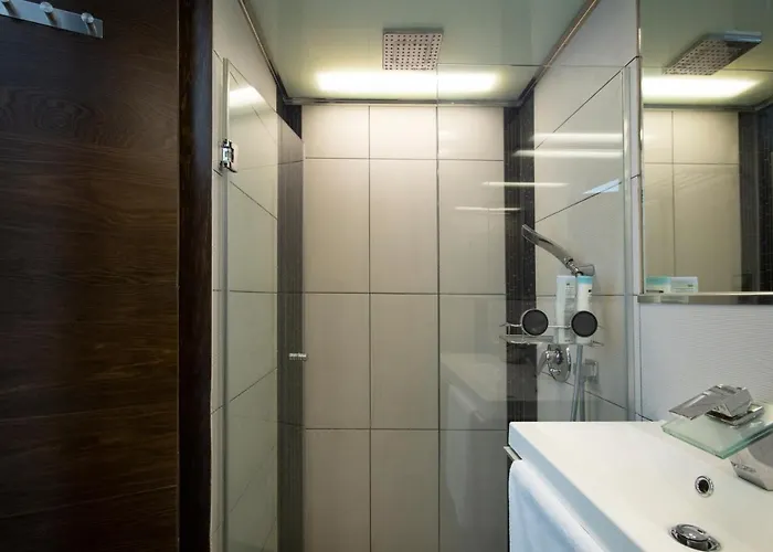 Parliamentpenthouse With Rooftop Terrace