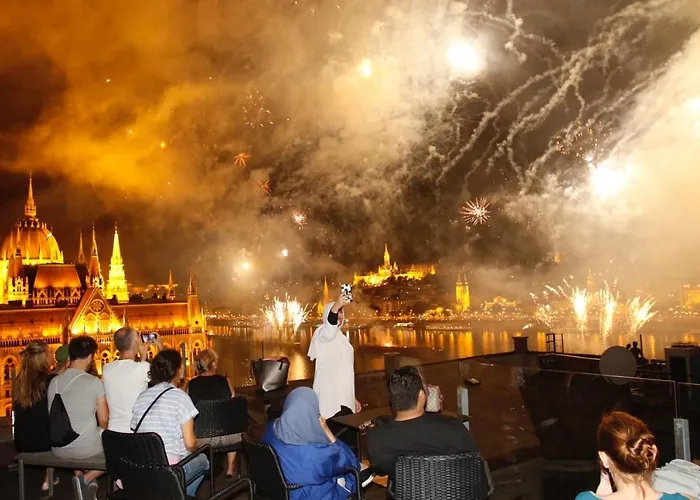 Apartment Parliamentpenthouse With Rooftop Terrace Budapest