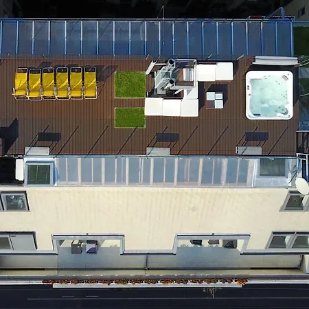 Parliamentpenthouse With Rooftop Terrace Budapest