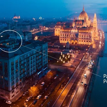 Parliamentpenthouse With Rooftop Terrace Budapeste