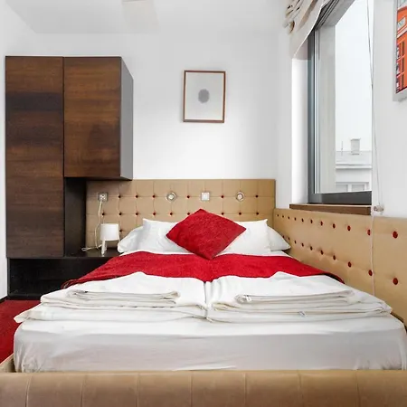 Parliamentpenthouse With Rooftop Terrace